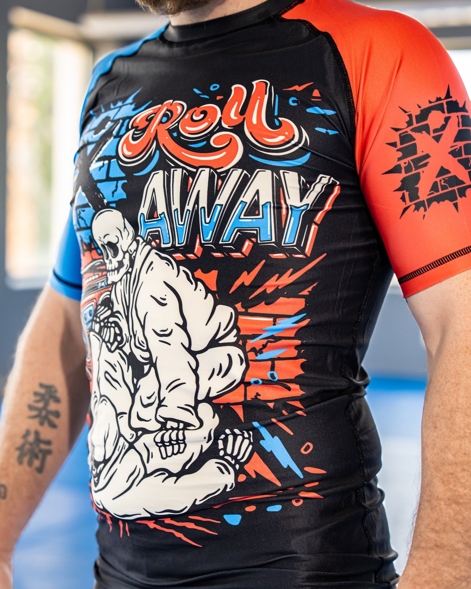 Men's Roll Away Jiu Jitsu RashGuard - Short Sleeve